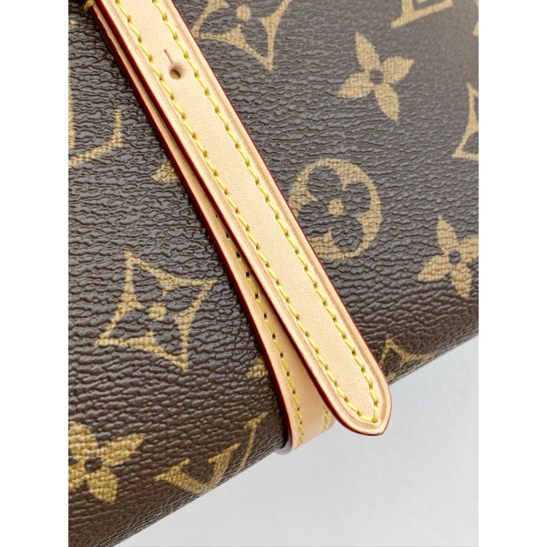 SQUIRE EAST WEST M28953 — 11