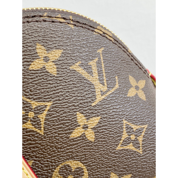 SQUIRE EAST WEST M28953 — 13