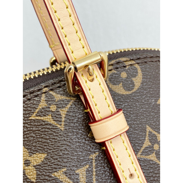 SQUIRE EAST WEST M28953 — 2